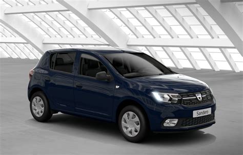 dacia sandero bleu navy